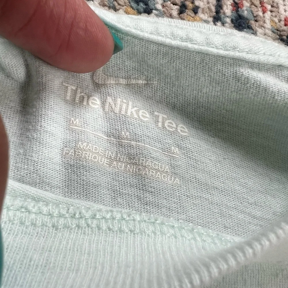 Girl Nike Tee